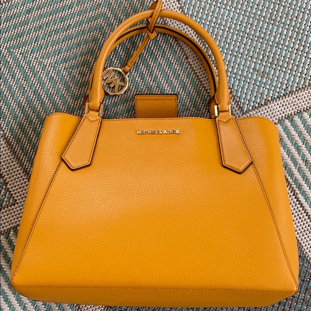 Authentic Michael Kors Kimberly Satchel Marigold